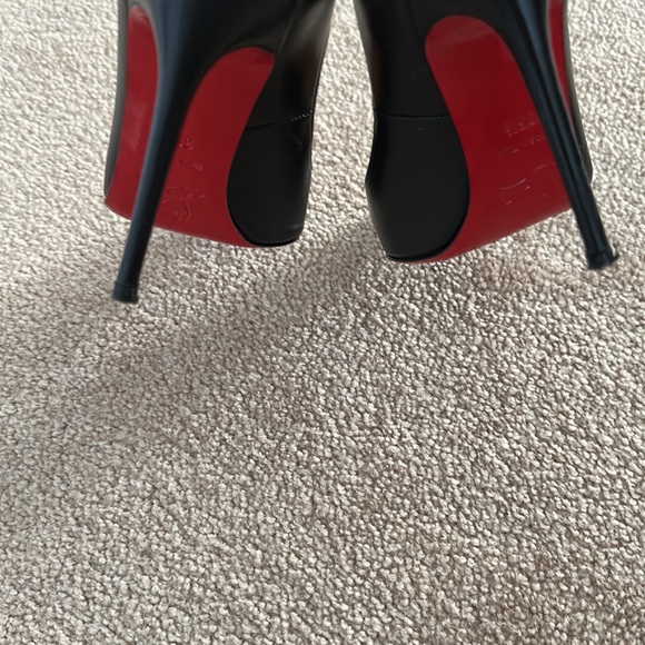 Christian Louboutin High Heels/Pumps 👠 💄 Like-New ✨✈️ - Picture 7 of 15